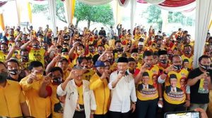 Tim Pemenangan CERAH Dikukuhkan, Yel-yel CE-Ratu di Muaro Jambi Menggelegar