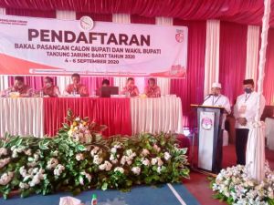 Berkas Pencalonan KPU Nyatakan Lengkap, UAS : Insyaallah UAS Jadi Bupati