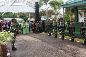 Kunker Pangdam II/Sriwijaya Disambut Jajar Kehormatan Prajurit Kodim Sarko