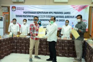 Resmi Tetapkan Sebagai Paslon, CE - Ratu Siap Patuhi Aturan KPU