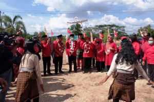 Konsolidasi PDIP di Sarolangun, Ratu Disambut Tarian Suku Anak Dalam