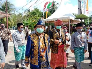 Pesan Baju Adat Fachrori – Syafril, Upaya Membangkitkan Batang Terendam Kejayaan Jambi