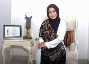 Hari Batik Nasional, Ratu: Mari Kembangkan Batik Jambi Agar Semakin Dicintai Masyarakat Indonesia