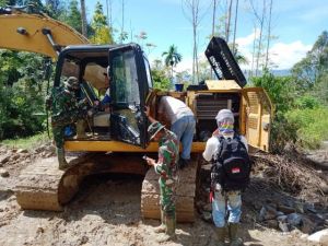 Bawa Alat Berat ke Lokasi TMMD, Dandim 0417/Kerinci: Bukti Kita Serius Bangun Desa