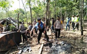 Tim Gabungan Polres Muaro Jambi Porak-porandakan Dua Lokasi Ilegal Drilling di Nyogan