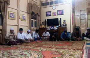 Haris Terharu Disambut Silaturahmi di Rumah Kelahiran Abdurahman Sayoeti