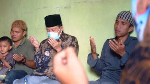 Keluarga Berduka di Tanah Tumbuh, Fachrori Bergegas Takziyah Sampaikan Belasungkawa