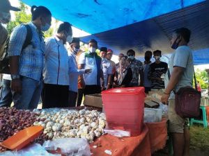 Ke Pasar Aro Batanghari, Ini Keluhan Pedagang Kepada Syafril