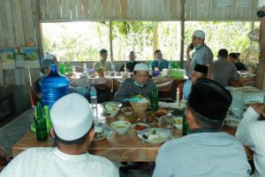 Makan Bersama Ulama Bungo, Fachrori: Makanan Lokal Memang Enak