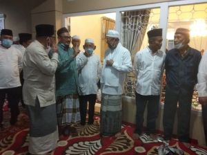 Tinggalkan Sosialisaai Pilgub Jambi Seharian, Rupanya Cek Endra Gelar 100 Hari Kepergian Sang Ibunda