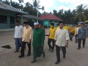 CE Disambut Kompangan di Ponpes Al Anwar Tanjabbar, Kiai Rusdi: Insya Allah Akan Jadi Gubernur