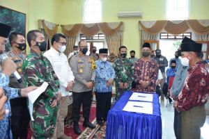 Belum Lama Jadi Kapolda Jambi, Irjen Pol A Rachmad W Damaikan Dua Desa Terlibat Bentrok di Kerinci