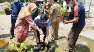 Program Kampung Iklim: Adaptasi dan Mitigasi Perubahan Iklim Untuk Desa Hijau di Tangkit
