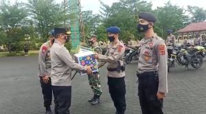 Kapolda Jambi Lepas Ratusan Paket Bansos