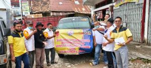Prihatin Warga Yang Jadi Korban Banjir, Farti Suandri Beri Bantuan Sembako