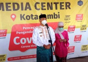  Siap Jadi Orang Pertama Yang Divaksin, Ini Kata Fasha