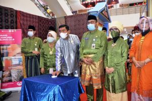 Sekda Harap Bazar HUT Turut Berkontribusi terhadap Pemulihan Ekonomi Jambi