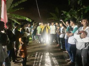 Hadiri Penutupan Turnamen di Penyegat Olak, IW Disambut Bak Bupati, Warga: Insya Allah