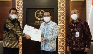 DPR RI Serahkan Surat Persetujuan Nama Calon Kapolri ke Setneg dan Anggota Dewas LPI