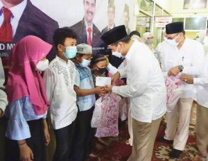 SAH Pimpin Peringatan HUT Ke-13 Gerindra Dengan Baca Yasin Serta Santuni Anak Yatim