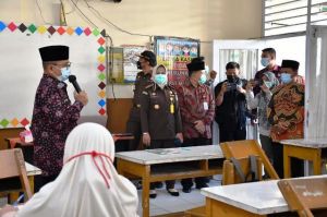 Wawako dan Asisten Pembinaan Kejati Jambi Cek Kesiapan Tatap Muka di SD Adhyaksa 1
