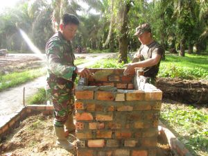 Tugu TMMD di Desa Sungai Terap Mulai Dibangun