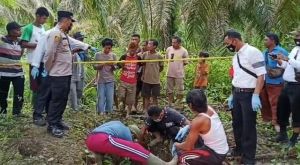 Heboh... Warga Pamenang Rangka Mayat Dalam Sumur