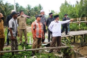 Selamatkan Puluhan Hektare Kebun Warga, Bupati Perintahkan Perbaikan Pintu Air