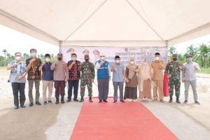 Danrem 042/Gapu Hadiri Peresmian Penyalaan Listrik PLN di 19 Desa