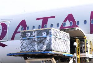 1.389.600 Dosis Vaksin Jadi AstraZeneca Tiba di Tanah Air