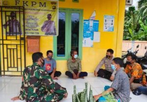 Sambangi Warga, Polsek Pengabuan Ajak Warga Patuhi 6 M