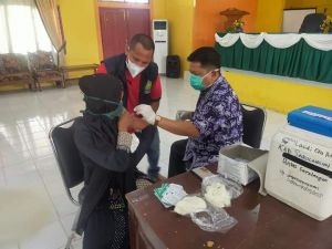 CJH Lansia Sarolangun Lakukan Vaksin 