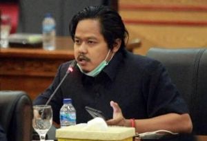 Ketua Komisi II DPRD Tanjabbar Minta Bupati Pertahankan Sumur Migas