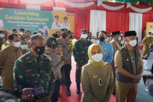 Danrem 042/Gapu Intruksikan Kepada Seluruh Babinsa Bantu Pelaksanaan Vaksinasi Lansia 