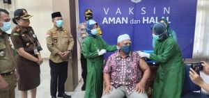 12.500 Lansia Bakal Divaksin di Merangin, Nenek 95 Tahun Langsung Ajukan Diri