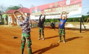 Jaga Stamina Sebelum Jalankan Program TMMD, Satgas Rutin Senam Setiap Pagi