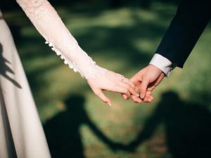 FEATURE : Asa Calon Pengantin Di Tengah Tingginya Kasus Covid-19, Terpaksa Tunda Resepsi