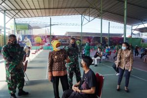 Tinjau Vaksinasi di Makorem 042/Gapu, Pj Gubernur Jambi: Pemrov Targetkan 461.000 orang Divaksin