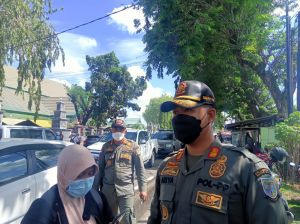 Gagal Dibongkar, PKL di  Depan  SMA Adiyaksa Ini Minta Tenggang Waktu 
