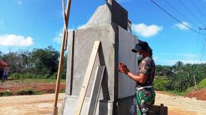 Jadi Penanda, Tugu Prasasti di Lokasi TMMD Ke 111 Hampir Rampung