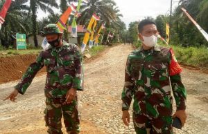 Minggu- Minggu Terakhir Pelaksanaan TMMD, Dansatgas Beri Semangat Ke Anggota Satgas 