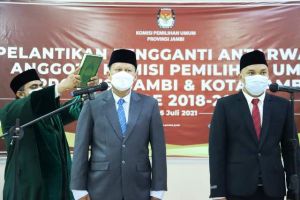Suparmin Dilantik, KPU Provinsi Jambi Rombak Komposisi Divisi