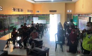  Bekerjasama Dengan Polres Merangin, Satgas TMMD Sosialisasikan Tertib Lalu Lintas