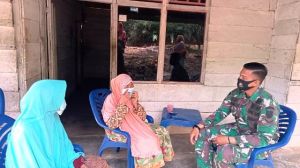 Satgas TMMD Jalin Komunikasi Sosial Dengan Lakukan Silaturahmi Dengan Warga