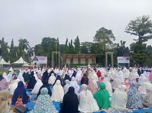 Berjalan Khidmat, Pemkot Jambi Gelar Solat Idul Adha Berjamaah Di Lapangan Kantor Walikota 