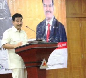 SAH Minta Semua Pihak Kerja Keras Antisipasi Pengangguran