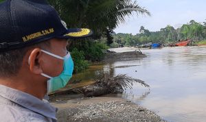 Jalan Putus di Desa Lubuk Bumbun Merangin, H Mashuri: Akibat PETI     