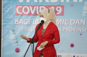Atalia Ridwan Kamil Tinjau Vaksinasi Massal bagi Ibu Hamil dan Menyusui di RSUD Al-Ihsan