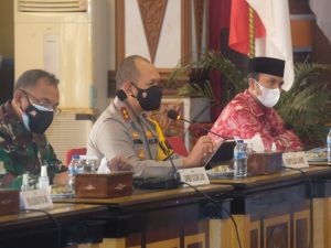 Kapolda Hadiri Rapat Pengamanan MTQ, Bupati Tanjab Barat : Kuala Tungkal Akan Dikarantina