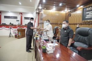 DPRD Rapat Ketiga Tanggapan Bupati Atas Pemandangan Umum Fraksi 